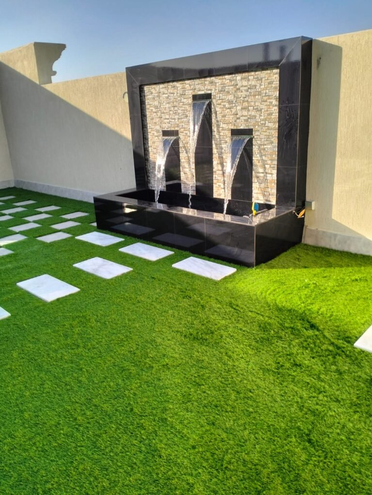 العشب الطبيعي في الرياض